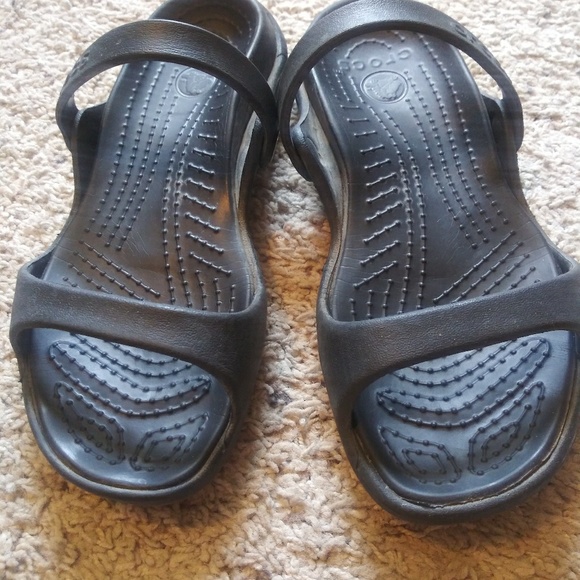 crocs cleo sandals